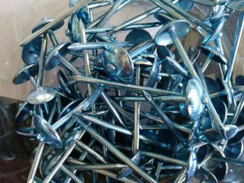 搓丝钉和麻花钉有什么区别